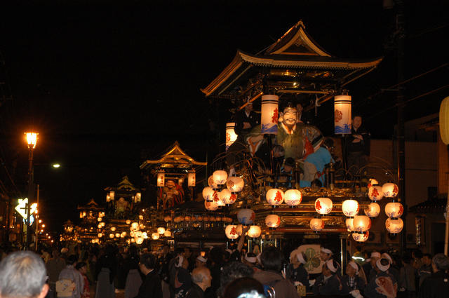 城端曳山祭、５月４日宵祭り　５日本祭りの画像