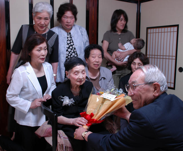 松岡のぶさん１００歳おめでとうございます！の画像