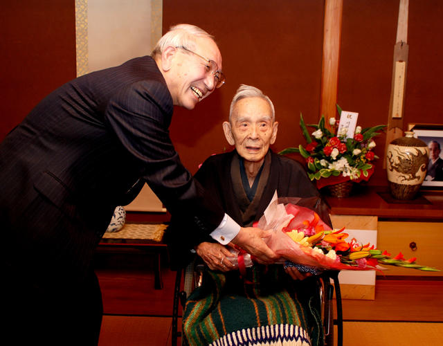 川田常造さん１００歳おめでとうございます！の画像