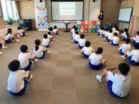 環境問題について考える講座を福光東部小学校で開催の画像