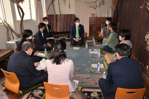 田畑総務副大臣が地域おこし協力隊の活動を視察の画像