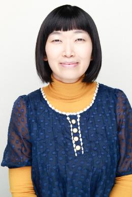 川村エミコ 氏